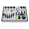 Behringer FLOW 8 - цифровой микшерный пульт